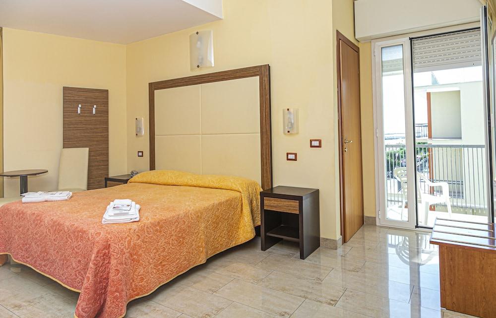 Hotel Ambasciatori Bellaria-Igea Marina Exterior photo